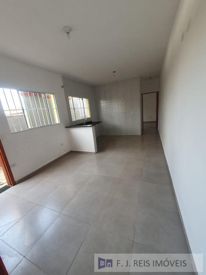 Casa à venda com 2 quartos, 160m² - Foto 5