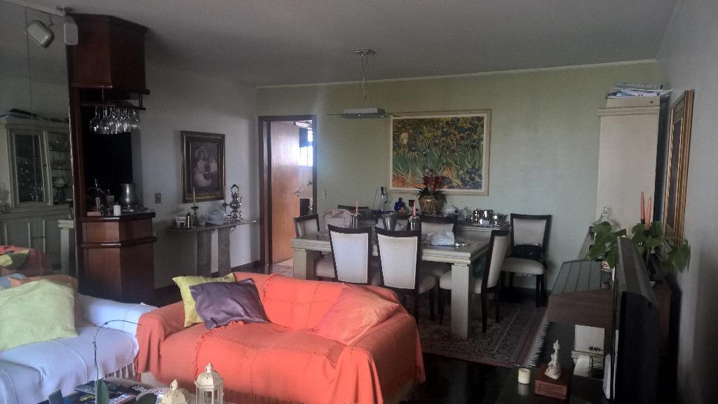 Apartamento à venda com 4 quartos, 167m² - Foto 1