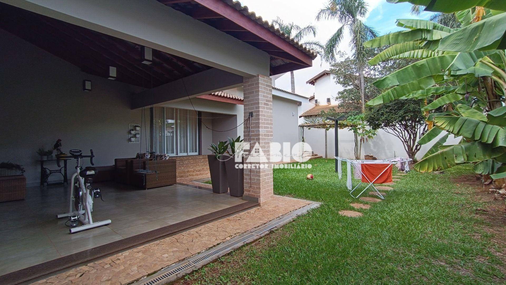 Casa de Condomínio à venda com 3 quartos, 259m² - Foto 17