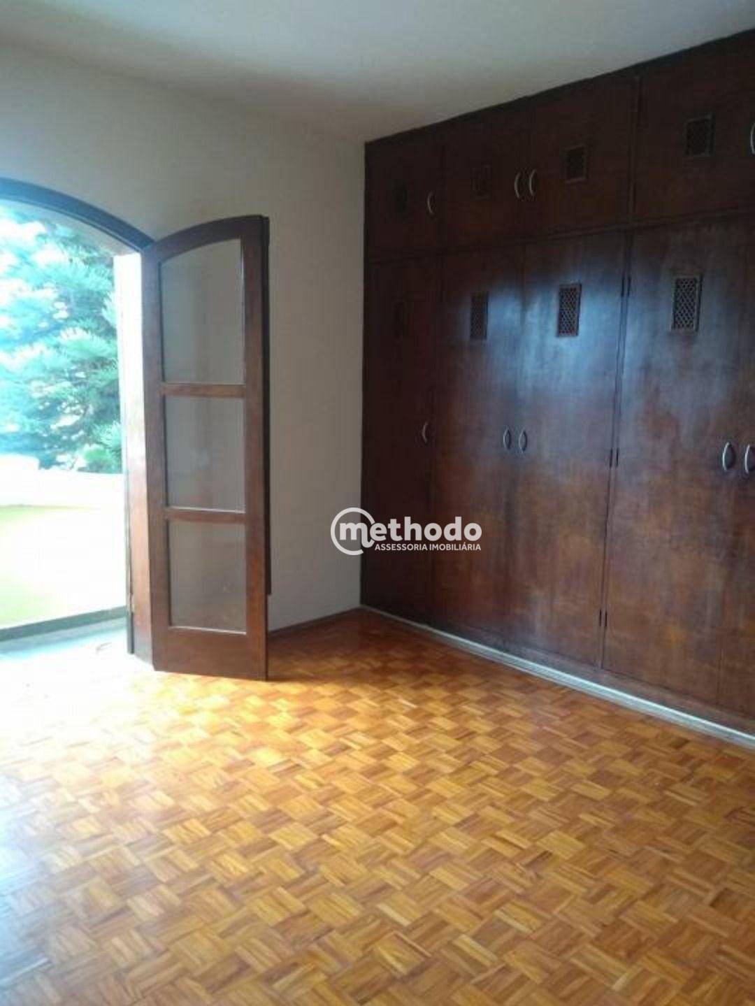 Casa à venda com 5 quartos, 300m² - Foto 12