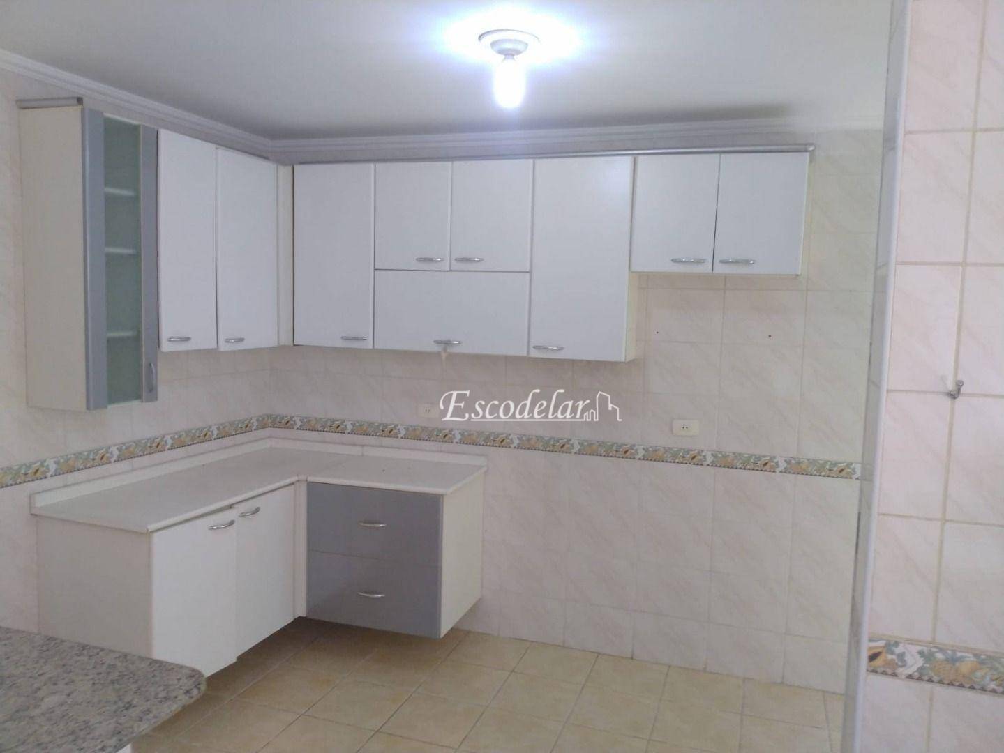 Sobrado à venda com 3 quartos, 100m² - Foto 3