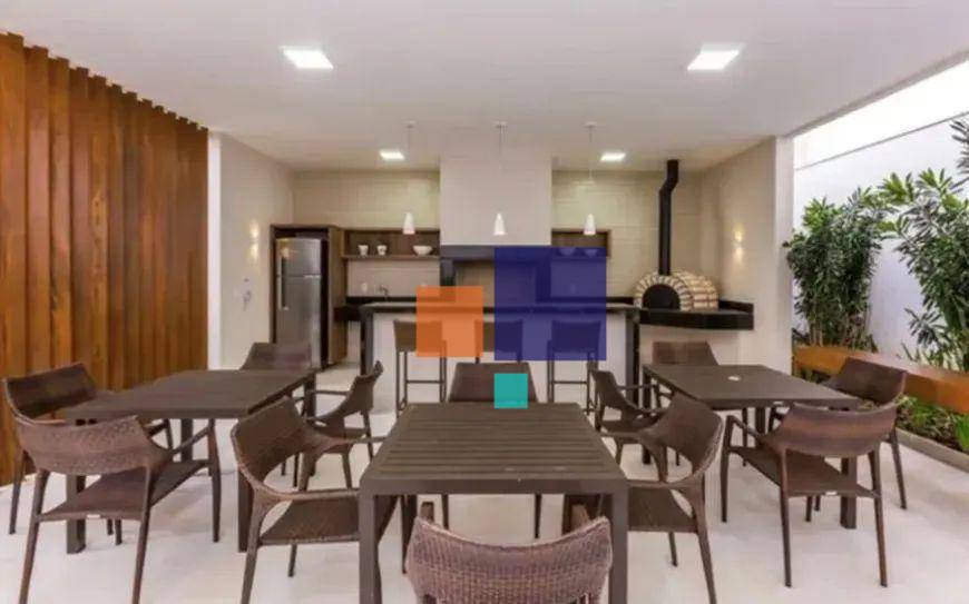 Apartamento à venda com 2 quartos, 70m² - Foto 12