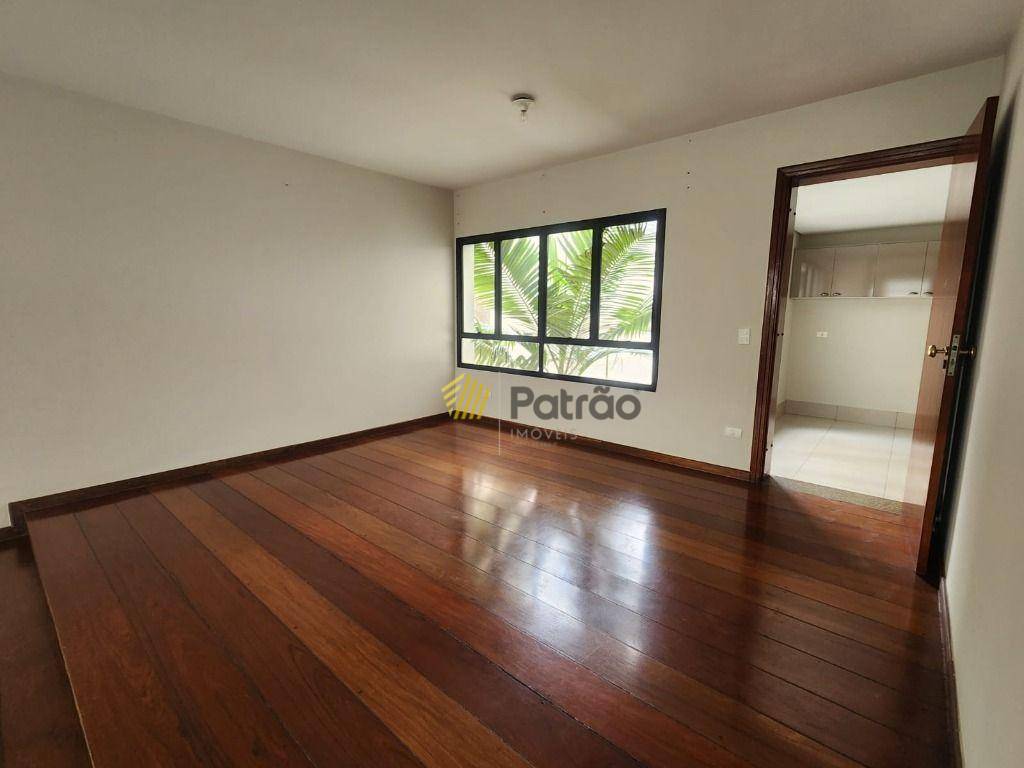 Apartamento à venda com 4 quartos, 207m² - Foto 6