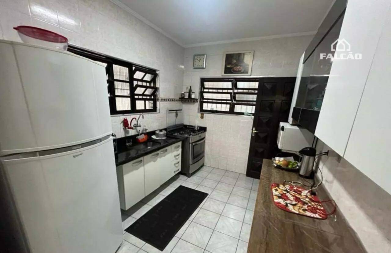 Sobrado à venda com 2 quartos, 70m² - Foto 12