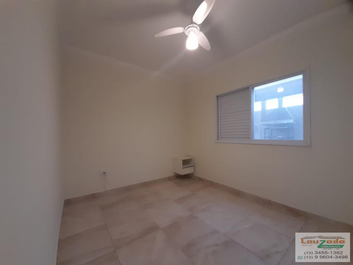 Casa à venda com 2 quartos, 70m² - Foto 10