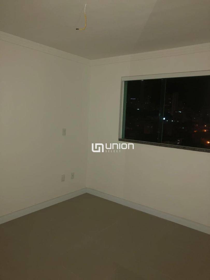 Apartamento à venda com 2 quartos, 69m² - Foto 8