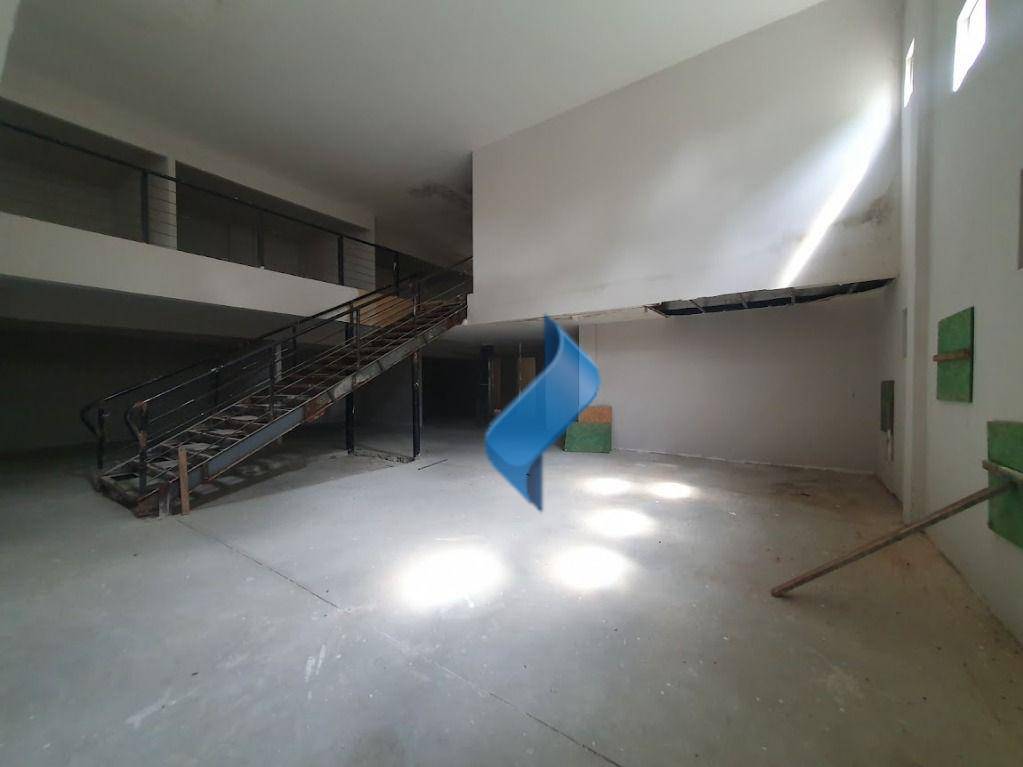 Prédio Inteiro para alugar, 581m² - Foto 1