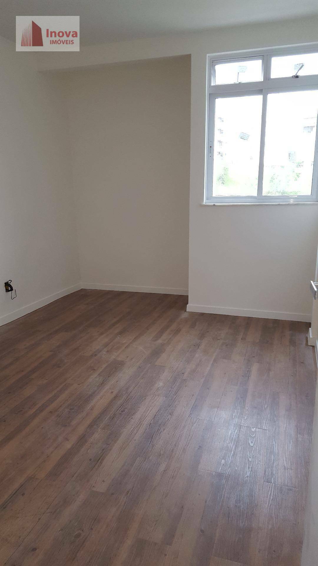 Apartamento à venda com 3 quartos, 120m² - Foto 8