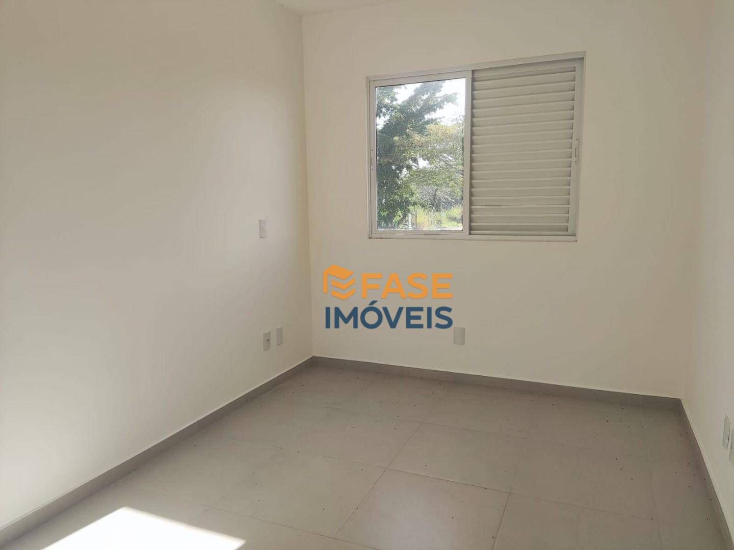 Apartamento à venda com 3 quartos, 74m² - Foto 17