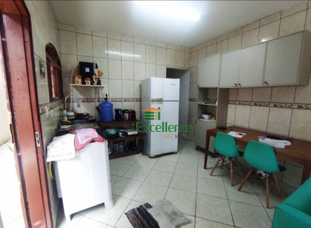 Casa à venda com 2 quartos, 300m² - Foto 5