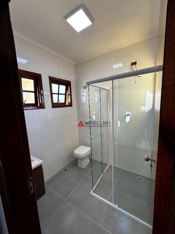 Sobrado à venda e aluguel com 6 quartos, 380m² - Foto 25