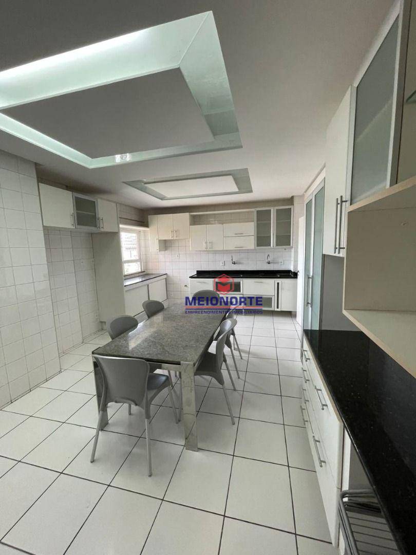 Apartamento à venda com 4 quartos, 217m² - Foto 17