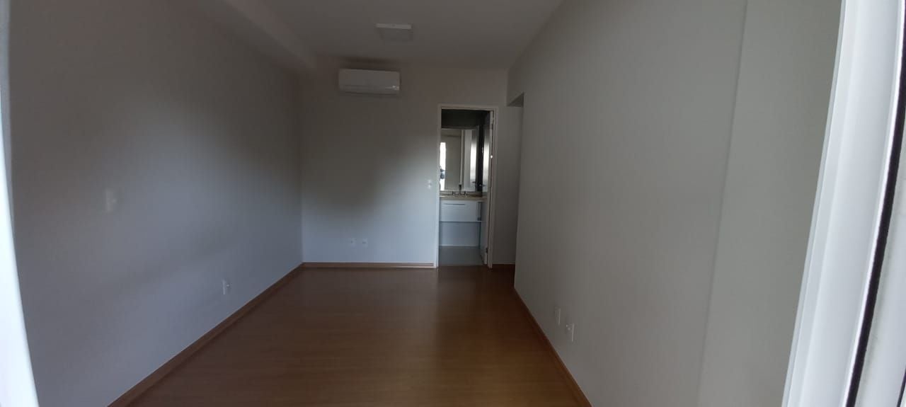 Apartamento para alugar com 3 quartos, 97m² - Foto 13