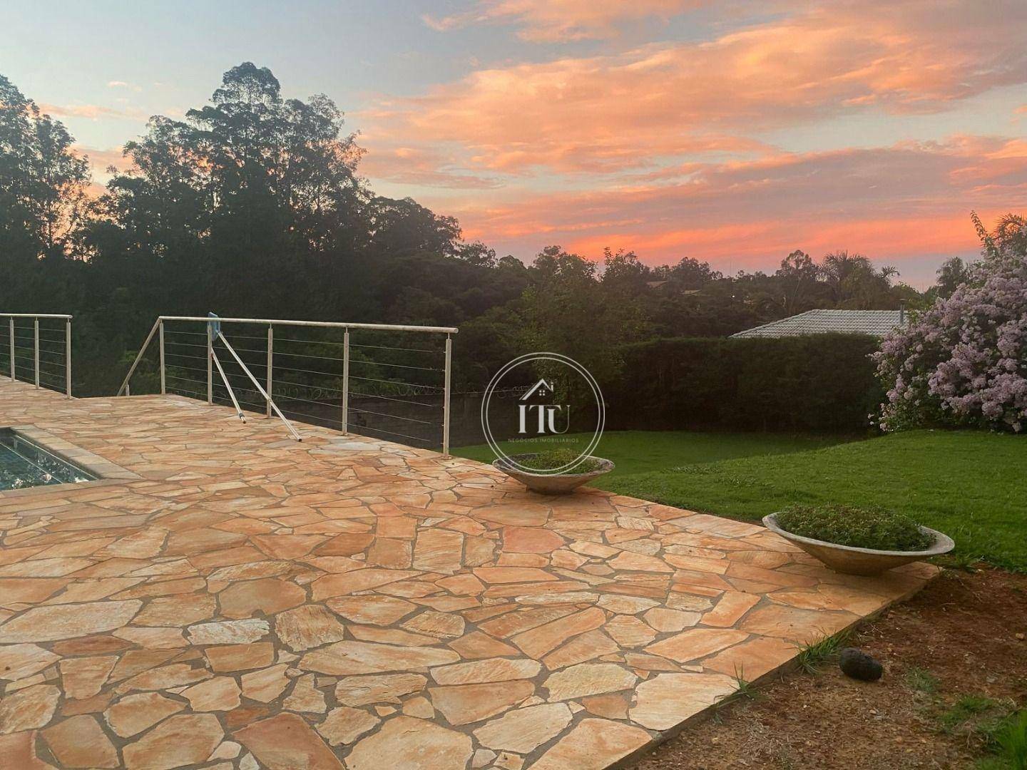 Chácara à venda e aluguel com 6 quartos, 800m² - Foto 23