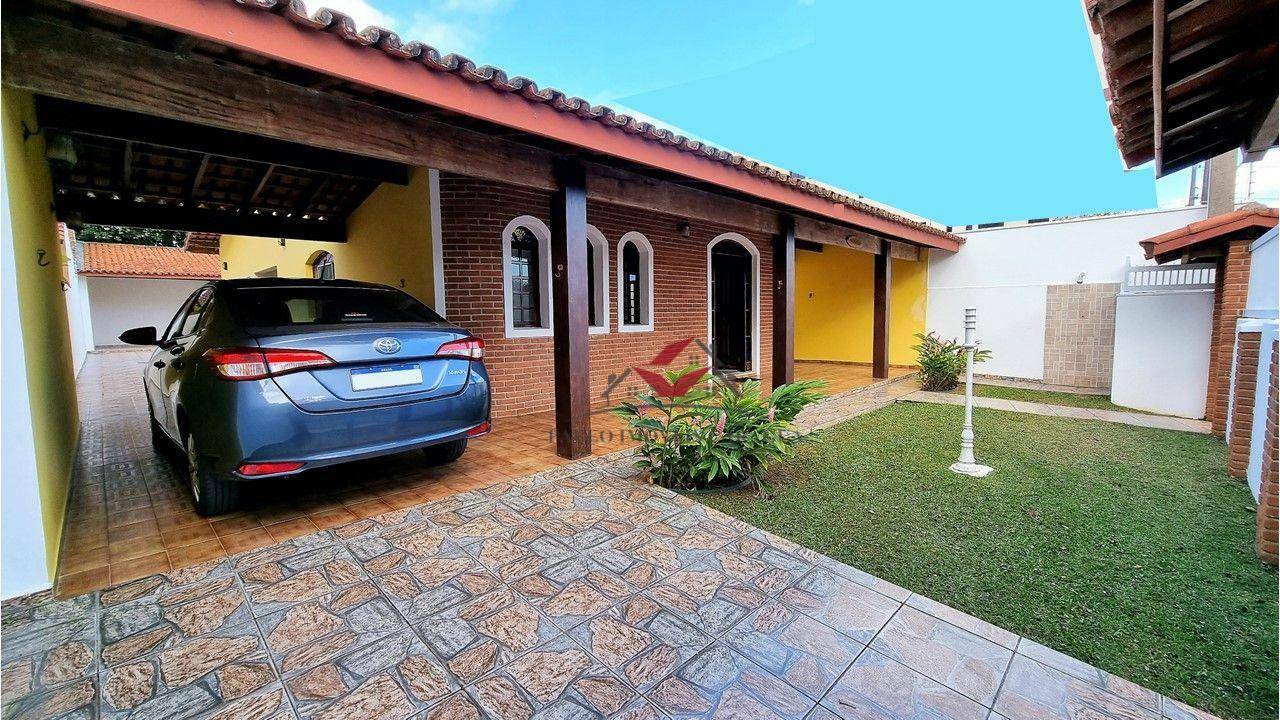 Casa à venda com 3 quartos, 186m² - Foto 2