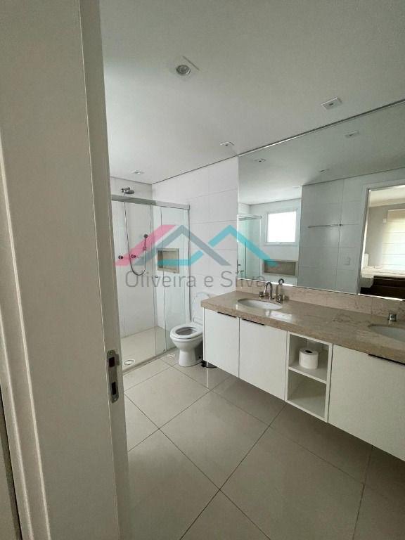 Apartamento para alugar com 3 quartos, 182m² - Foto 5