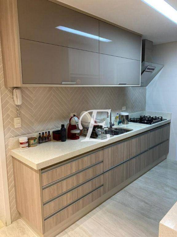 Apartamento à venda com 3 quartos, 132m² - Foto 9