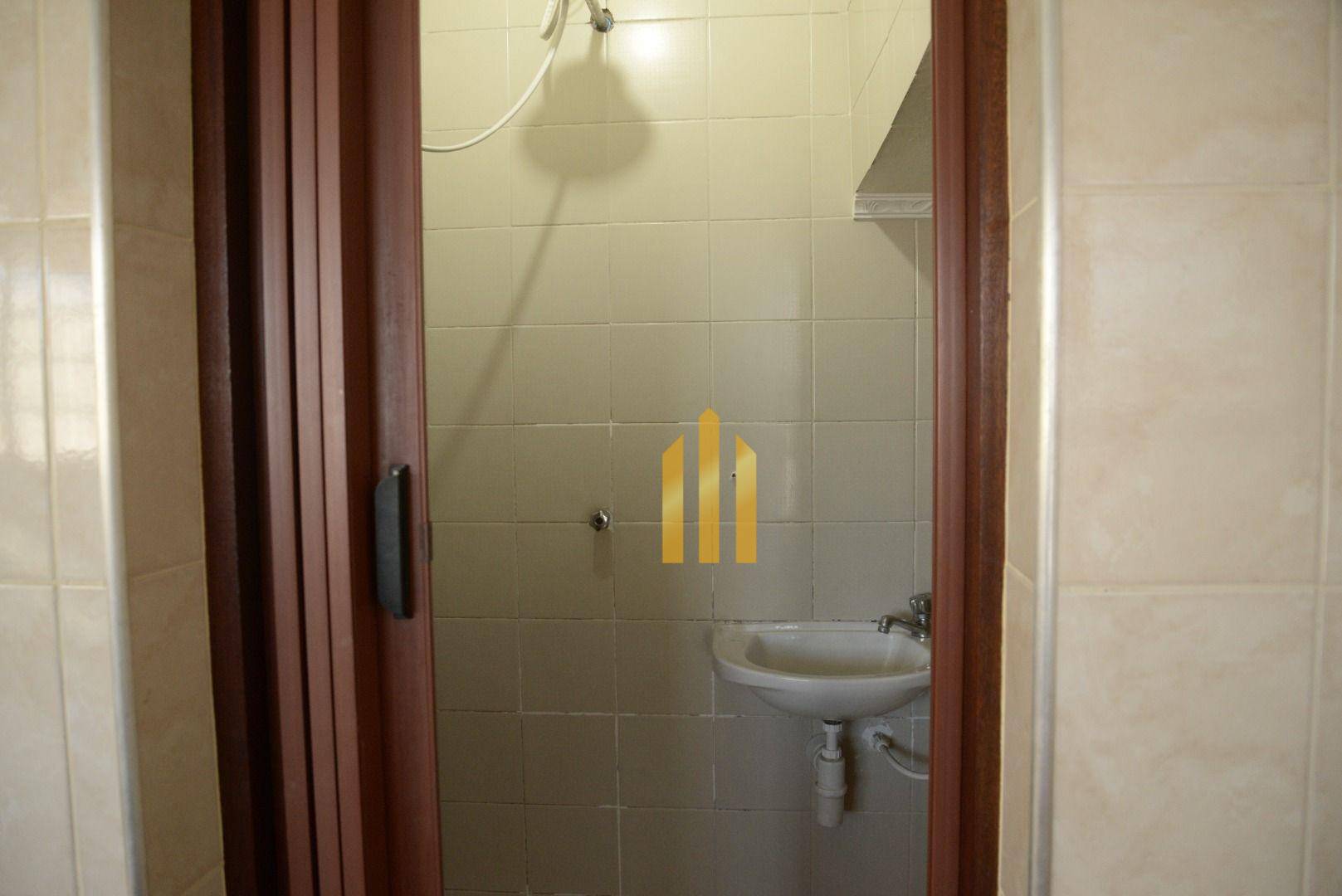 Sobrado à venda com 4 quartos, 600m² - Foto 56