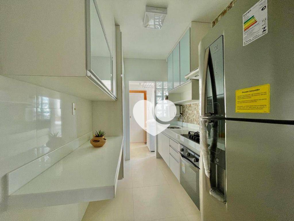 Apartamento à venda com 3 quartos, 80m² - Foto 3