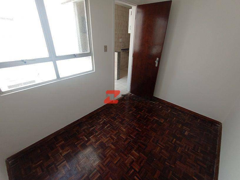 Apartamento para alugar com 2 quartos, 84m² - Foto 7