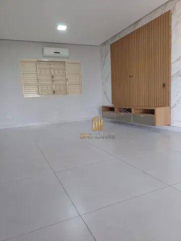 Casa à venda com 4 quartos, 245m² - Foto 14