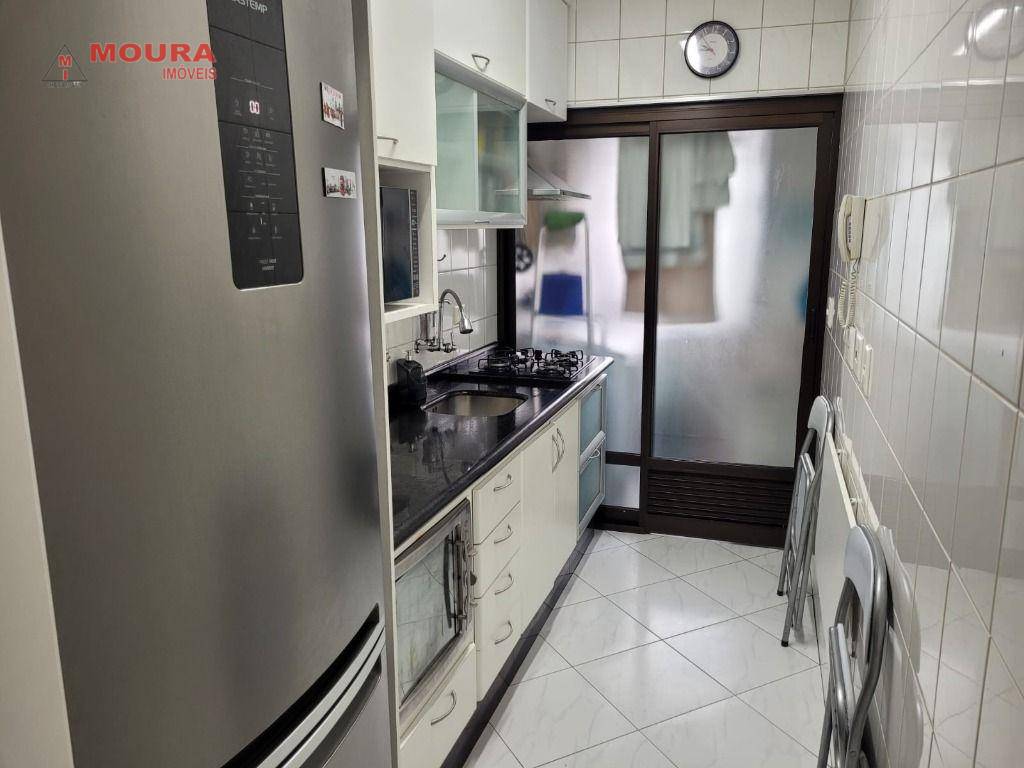 Apartamento à venda com 2 quartos, 60m² - Foto 26