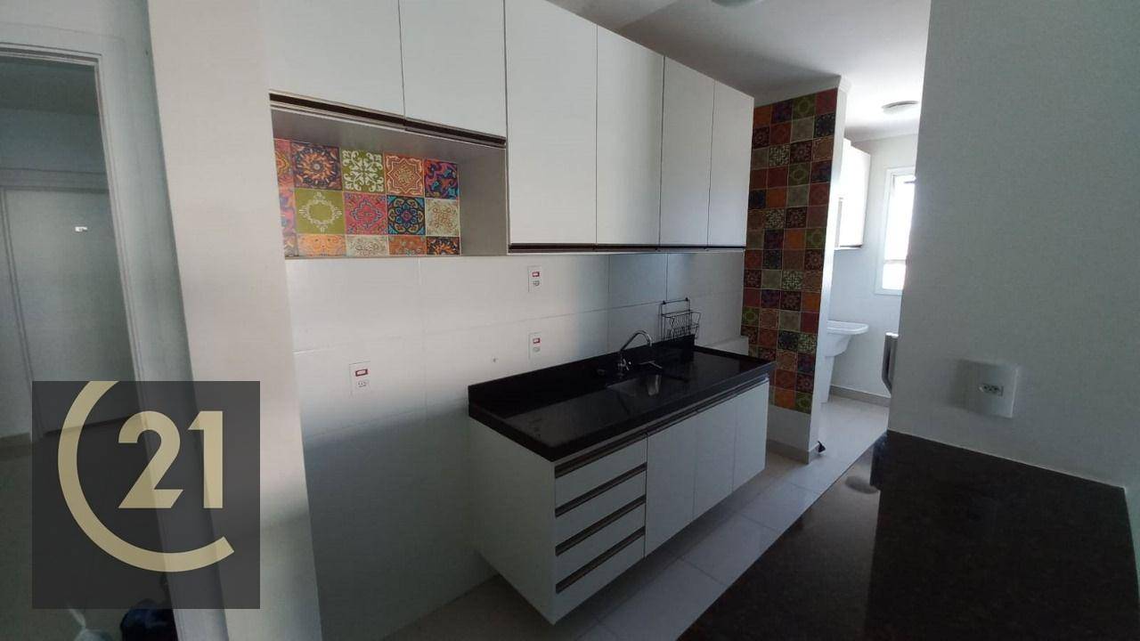 Apartamento à venda com 2 quartos, 65m² - Foto 4