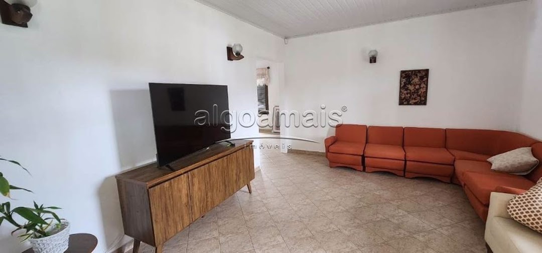 Casa à venda com 3 quartos, 169m² - Foto 2