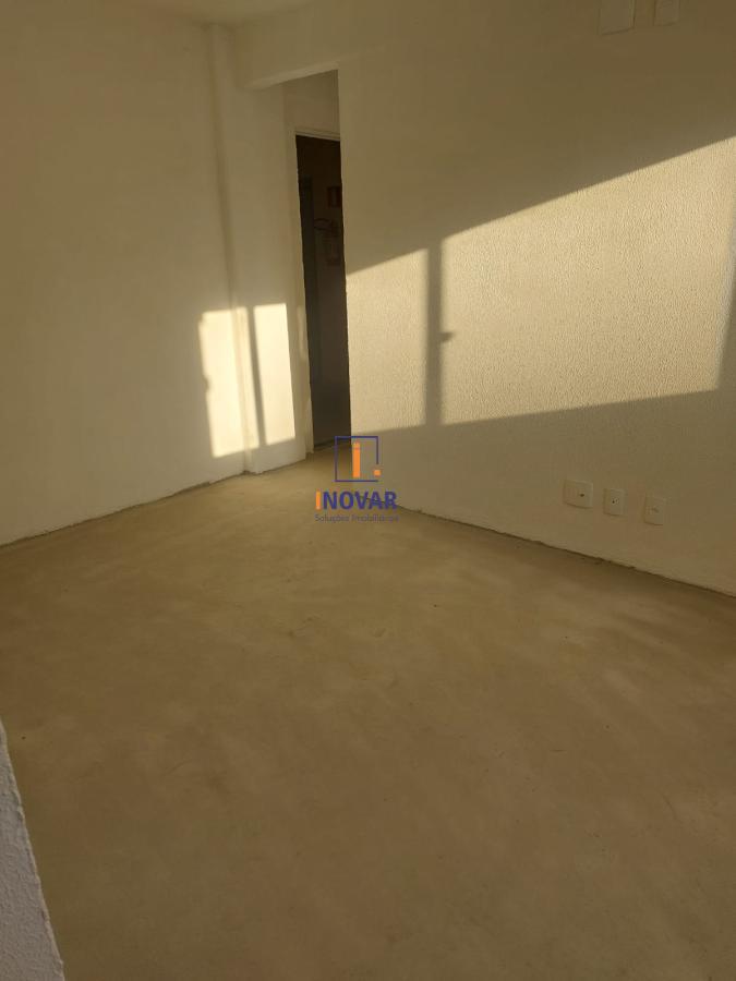 Apartamento à venda com 2 quartos, 45m² - Foto 3