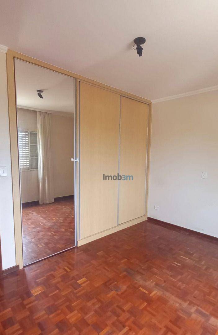 Casa à venda e aluguel com 3 quartos, 222m² - Foto 10