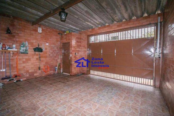 Sobrado à venda com 4 quartos, 186m² - Foto 2