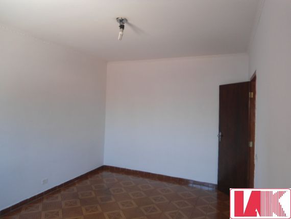 Casa para alugar com 2 quartos, 90m² - Foto 19