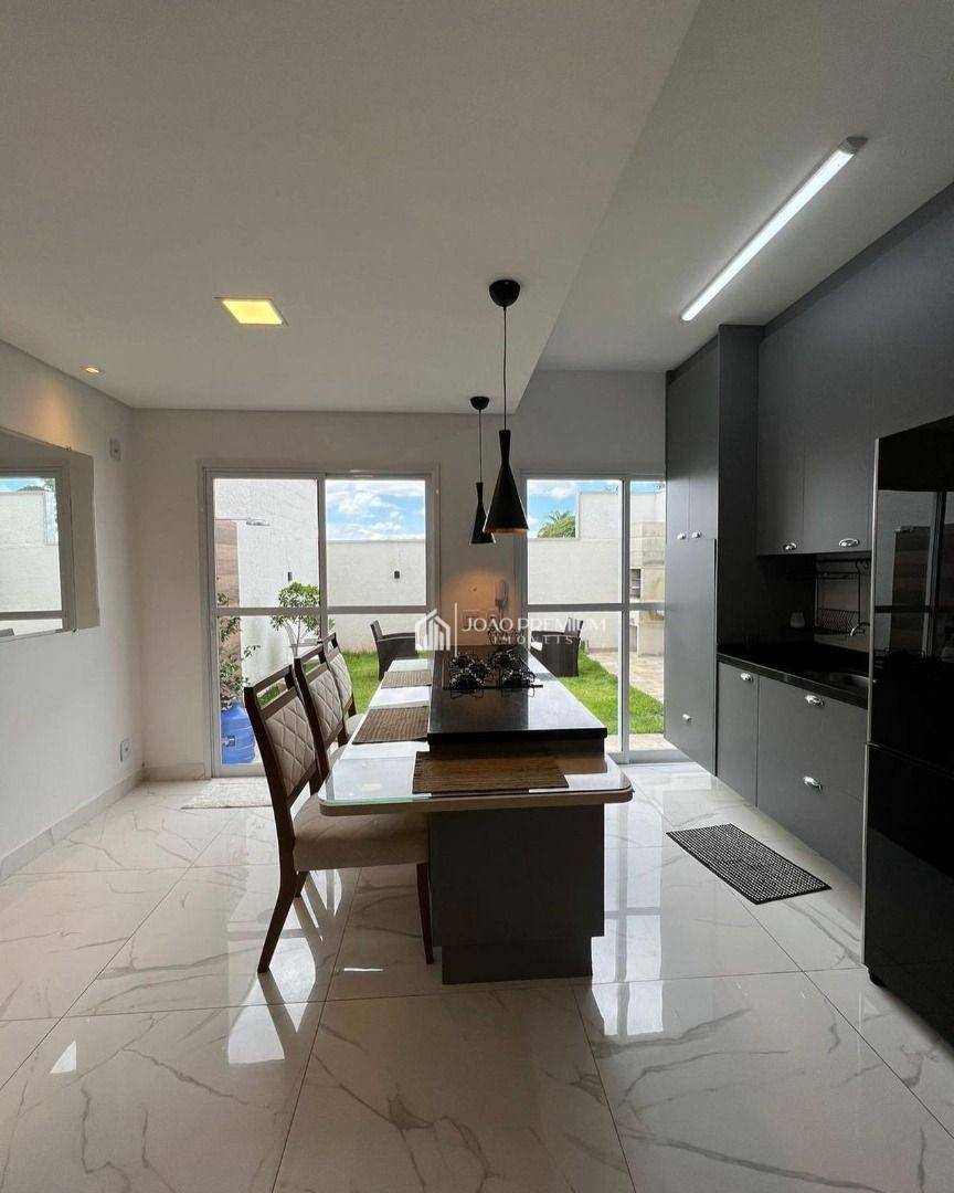 Casa à venda com 3 quartos, 112m² - Foto 5