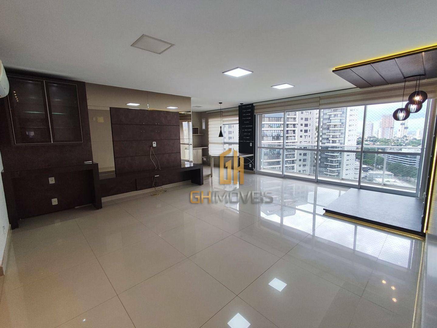 Apartamento à venda com 4 quartos, 159m² - Foto 1