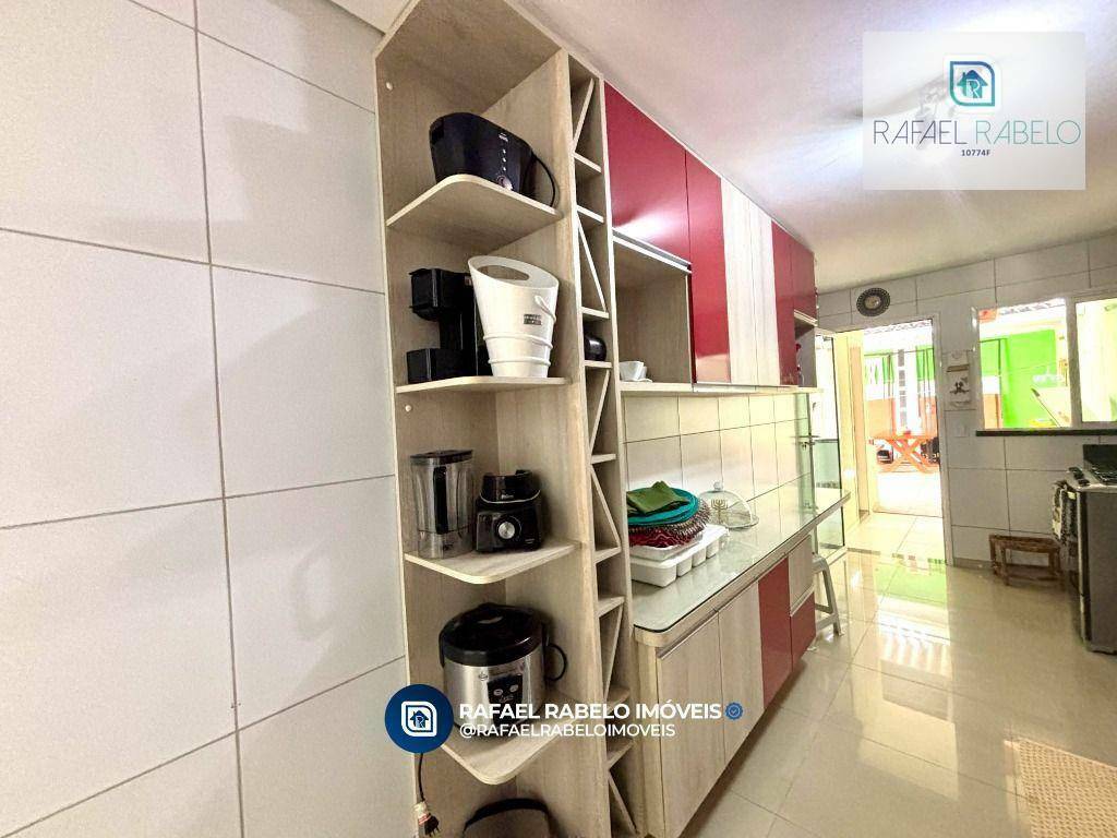 Casa à venda com 4 quartos, 290m² - Foto 17