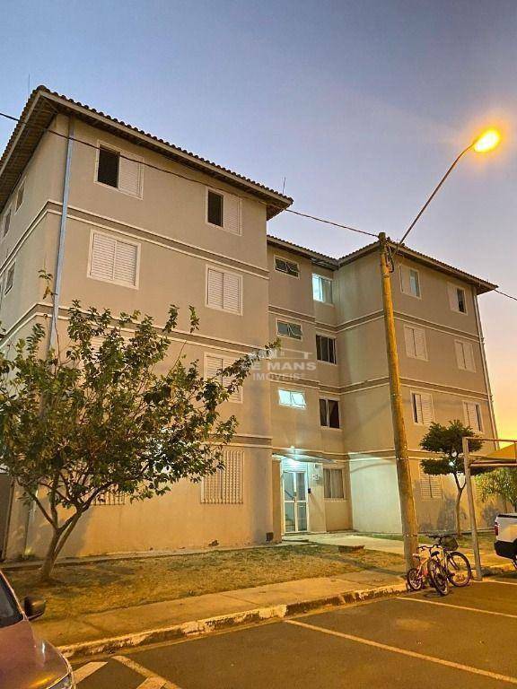 Apartamento à venda com 2 quartos, 44m² - Foto 13