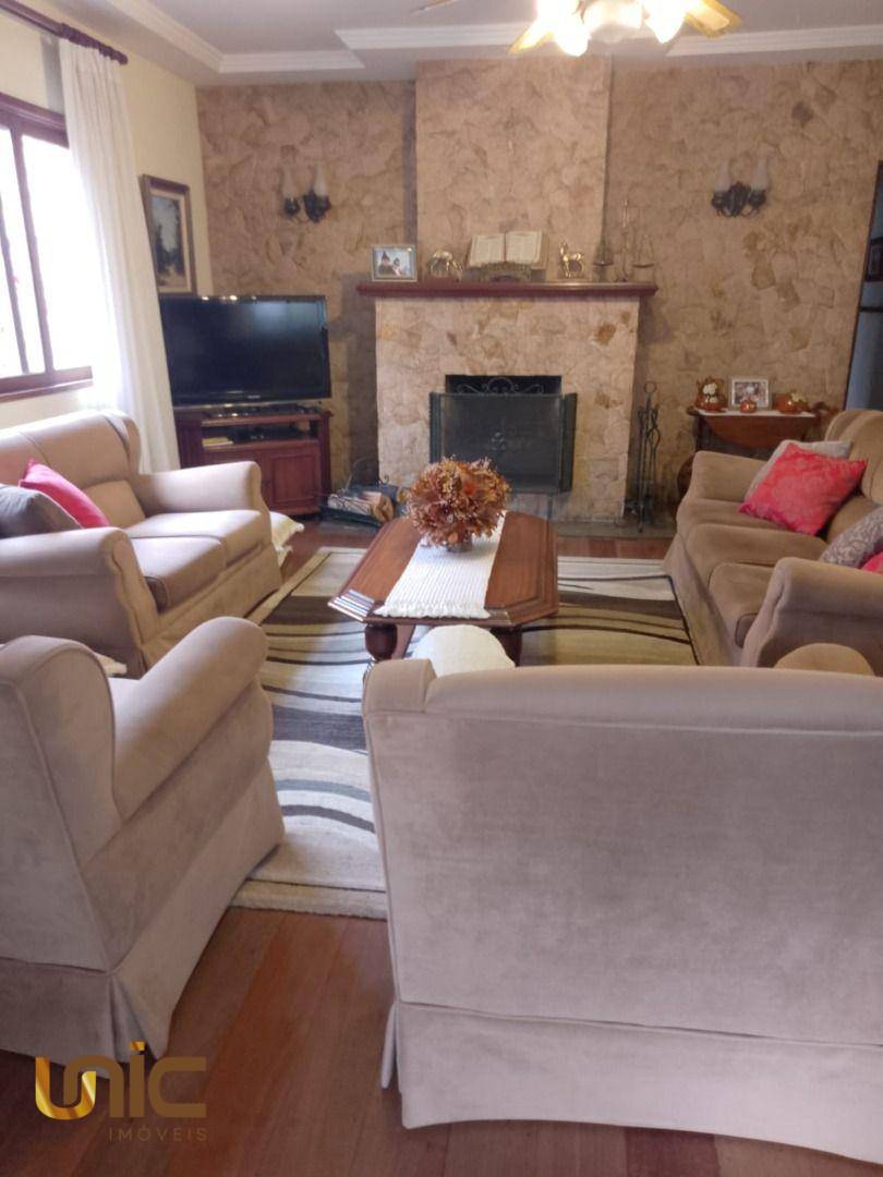 Casa, 3 quartos, 141 m² - Foto 3