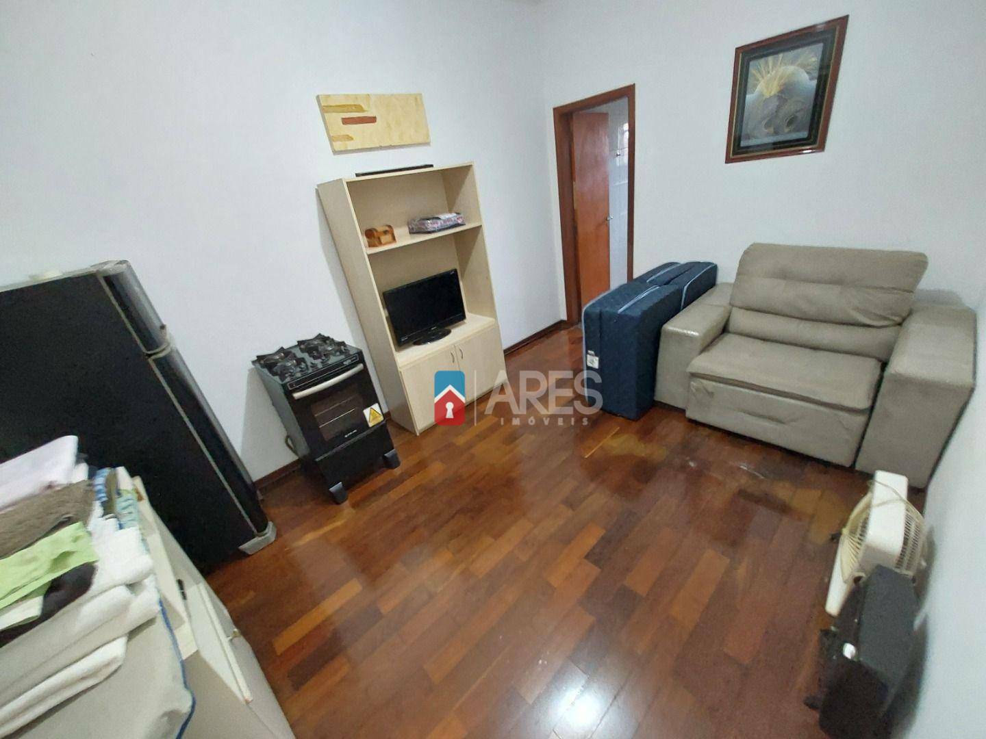 Casa à venda com 4 quartos, 260m² - Foto 7