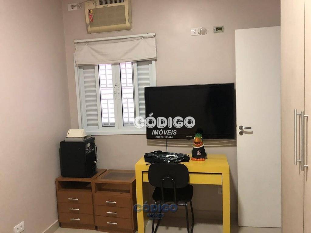 Casa à venda com 4 quartos, 93m² - Foto 23