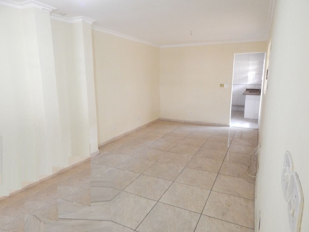 Sobrado à venda com 4 quartos, 252m² - Foto 4