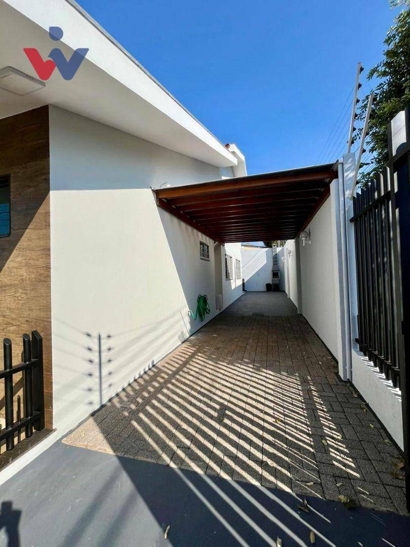 Casa à venda com 3 quartos, 200m² - Foto 5