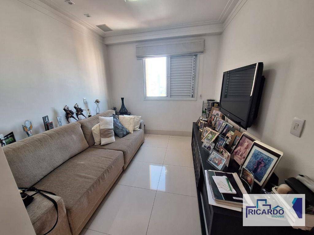 Apartamento à venda com 4 quartos, 180m² - Foto 24