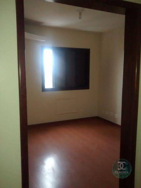 Apartamento à venda com 4 quartos, 257m² - Foto 12