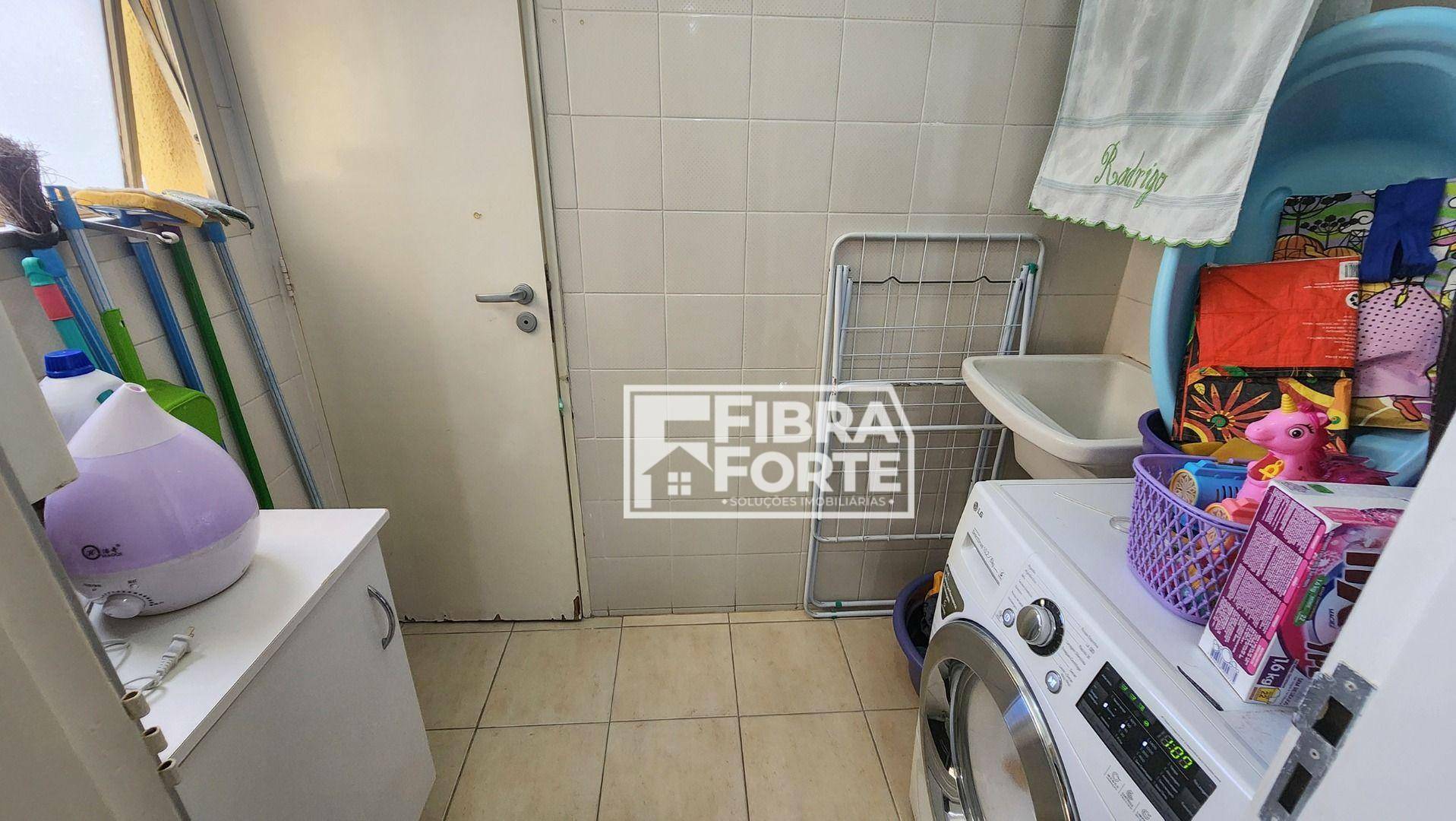 Apartamento à venda com 2 quartos, 70m² - Foto 16