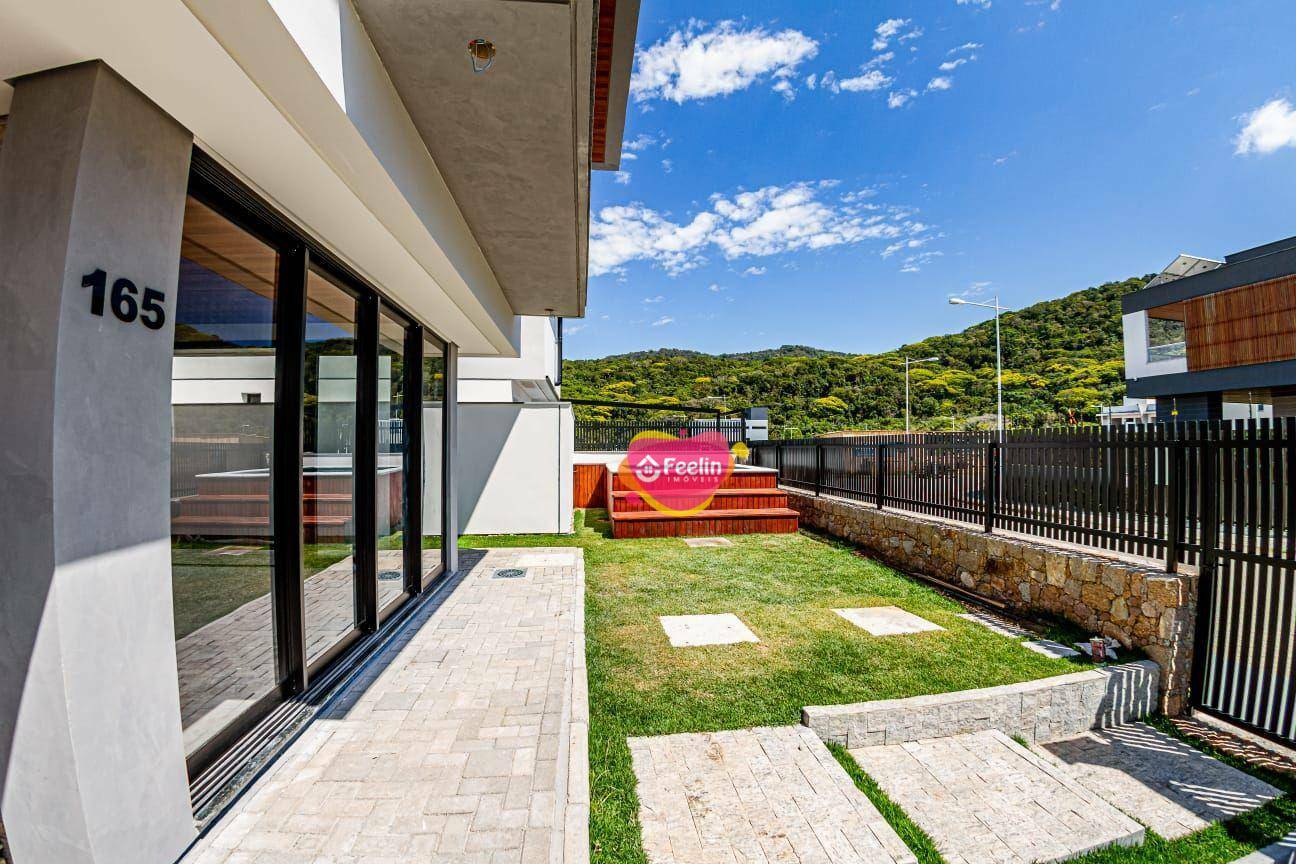 Casa à venda com 3 quartos, 187m² - Foto 8