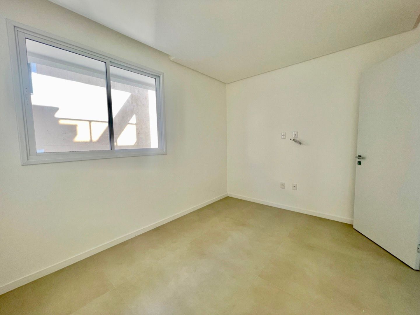 Apartamento à venda com 2 quartos, 70m² - Foto 16