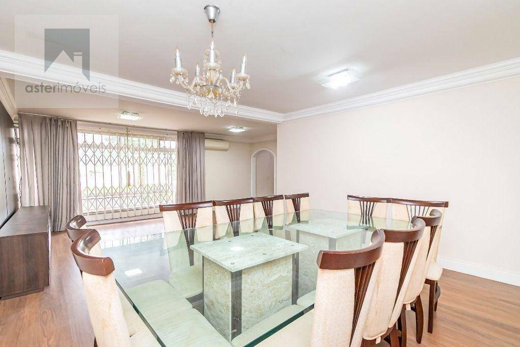 Casa para alugar com 4 quartos, 285m² - Foto 31