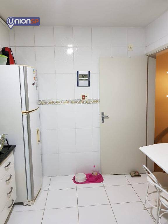 Apartamento à venda com 2 quartos, 58m² - Foto 6