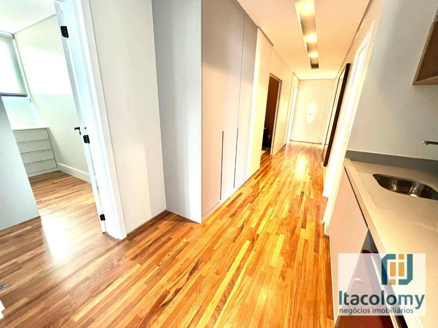 Casa de Condomínio à venda com 4 quartos, 750m² - Foto 24