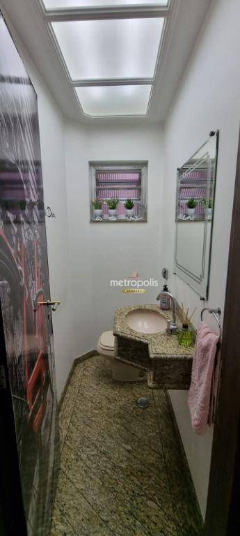 Sobrado à venda com 3 quartos, 200m² - Foto 30